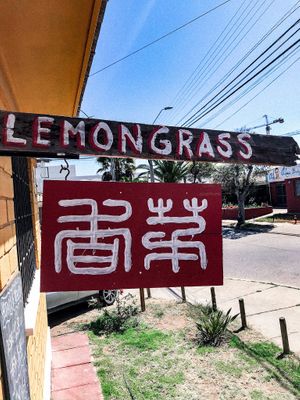 outside at Lemongrass in La Serena