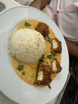   at Mela Canela in Sintra