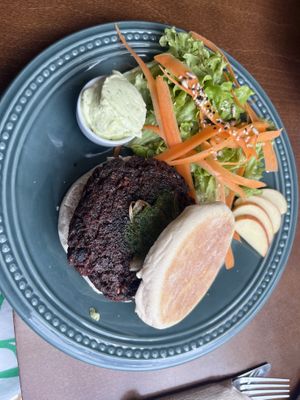 Burger  at Mela Canela in Sintra