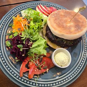 Black bean and beet burger at Mela Canela in Sintra