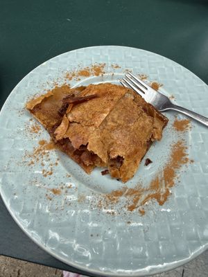   at Mela Canela in Sintra