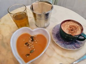 Soup of the day, hot chocolate, homemade ice tea at Mela Canela in Sintra