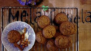 Glory Morning Muffins at Mela Canela in Sintra