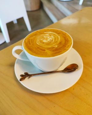 Flat white at Real Food 真食 - Yishun in North Singapore