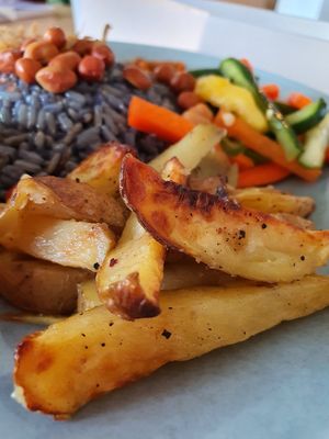 Potato wedges at Real Food 真食 - Yishun in North Singapore