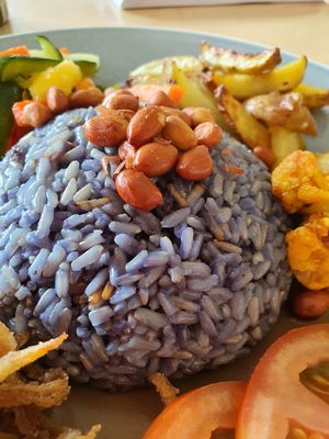 Blue pea rice at Real Food 真食 - Yishun in North Singapore