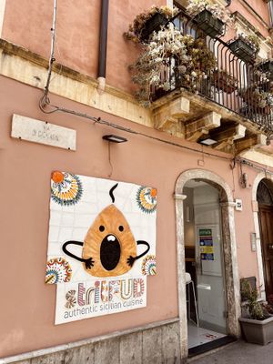 cute exterior  at stritFUD in Taormina