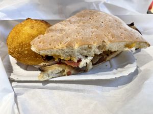   at stritFUD in Taormina