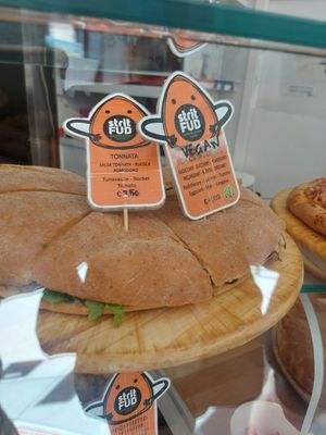  at stritFUD in Taormina