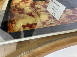 Vegetarian pizza   at stritFUD in Taormina