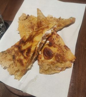 Perek Greek phyllo n vegan cheese at Ovàl in Thessaloniki