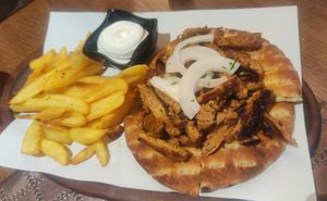 Soy gyro at Ovàl in Thessaloniki