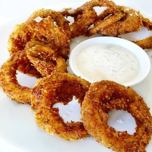Quinoa Onion Rings with Ranch at Fresh on Sunset in West Hollywood