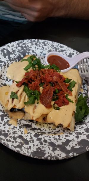 Tacos de flor de Jamaica at Kinatia in Los Mochis