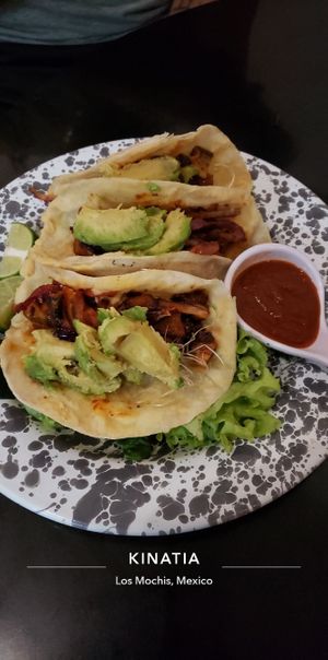 Tacos de portobello al ajillo at Kinatia in Los Mochis