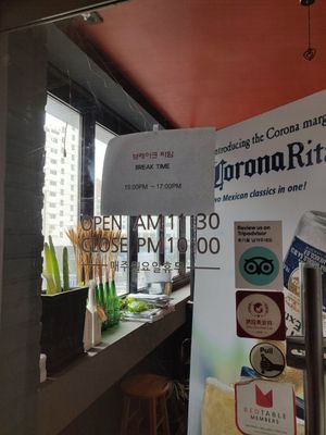 Break time at Macho Grill in Jeju