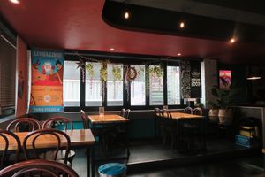 二樓室內空間寬敞 #Veganuary at Macho Grill in Jeju