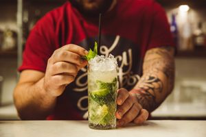 'Pretty as a Peach’
White Rum, Peach Puree, Fresh Lime, Mint, Peach Ice Tea Soda

 at Fancy Hank's in York