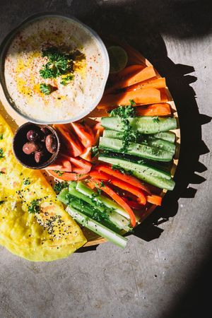 Hummus Platter at Foods & Roots in Koh Phangan