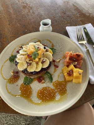 Pancakes #Veganuary at Foods & Roots in Koh Phangan