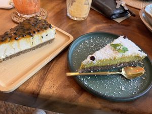 Raw cake   at Foods & Roots in Koh Phangan