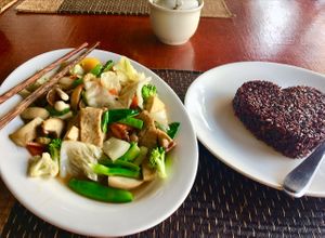 veggie tofu stir-fry (after I a took a few bites) at Rakpak in Koh Samui