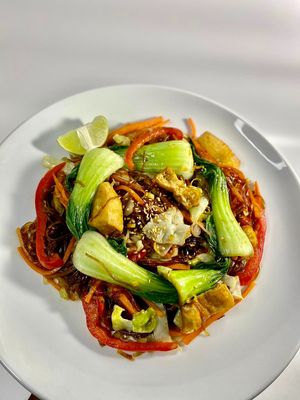 Pad Woon Sen [ sauteed glass noodles with veggies ] at Khong Vegan Restaurant  in Da Nang