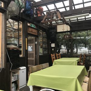 They have many nice terraces, dog-friendly & good view at Enkuru in Koshu