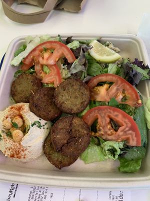 The vegetal plate (vegan) at BeyKebap in Sevilla