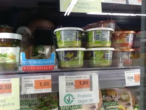 Vegan pesto at Sole 365 in Naples