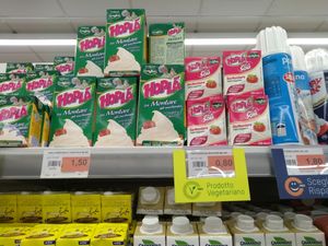 Vegan whip creams at Sole 365 in Naples