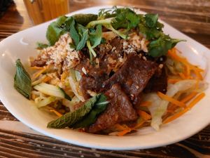 Rice noodle salad with "beef" at Hanoi Pho in Mannheim