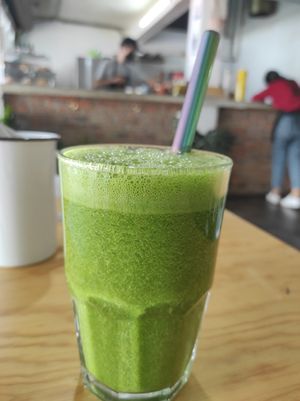 Juice verde at Choclo y Maíz Cocina Vegana in Guadalajara