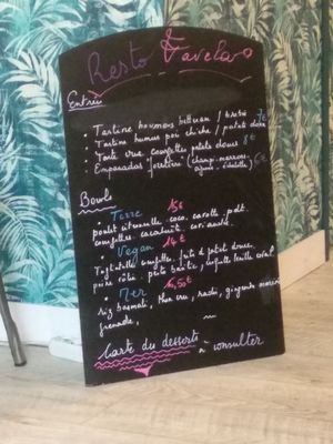 Menu at Fave in Hendaye