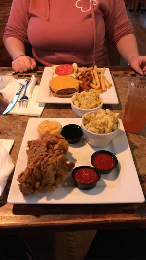 Vegan chick’n, Mac, and the Beyond Burger. at Go Vegan Philly in Wilmington