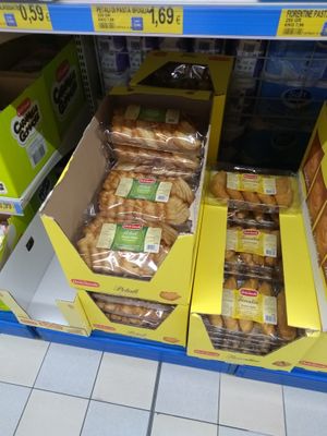 Vegan Biscuits at Eurospin in Caserta