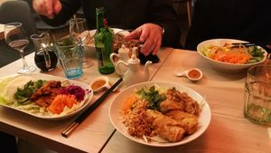 Super good meals and warmly welcoming staff  at Mây Bay in Vincennes