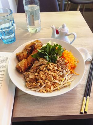   at Mây Bay in Vincennes