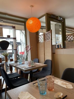   at Mây Bay in Vincennes