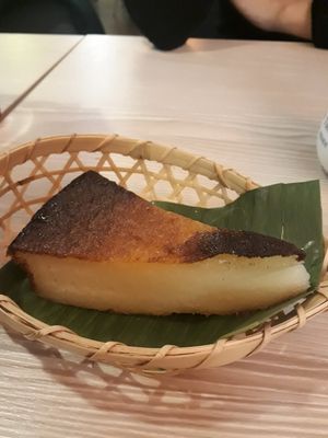 Manioc cake at Mây Bay in Vincennes