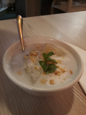 Banana & coconut dessert at Mây Bay in Vincennes