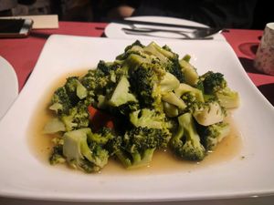 Broccoli!  at Nà De SùShí in Shijiazhuang