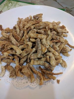 Fried mushrooms  at Fú Yuán Gé in Shijiazhuang