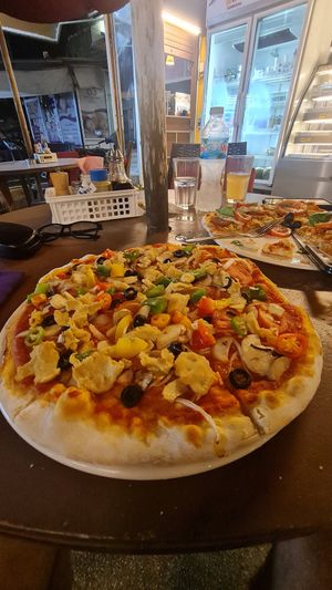 Spicy vegetable pizza  #Veganuary at Mediterraneo Pizza & Pasta in Koh Phangan