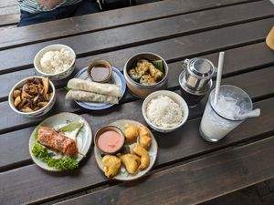 Asian fusion tapas at Element Five in Berlin