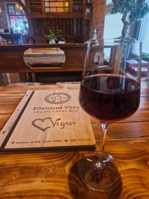  at Element Five in Berlin