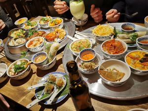 Twenty bowls of various vegan dishes at Element Five in Berlin