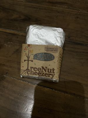 Gorgonzola   at TreeNut Cheezery in Ubud