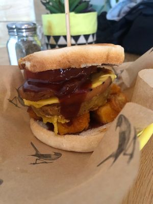 Vegan breakfast burger at Mockingbird in Wellington