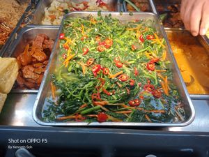 SU XING VEGETARIAN AT BLK 3020 UBI AVE 2 at My Home Vegetarian 素心小吃 in Central Singapore